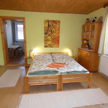 Forester Apartment Зуберец Екстериор снимка