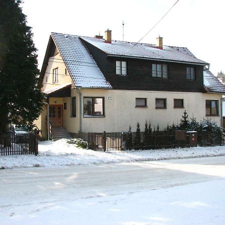 Forester Apartment Зуберец Екстериор снимка