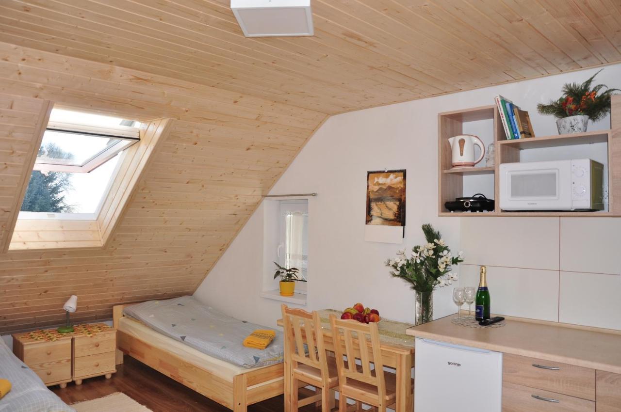 Forester Apartment Зуберец Екстериор снимка