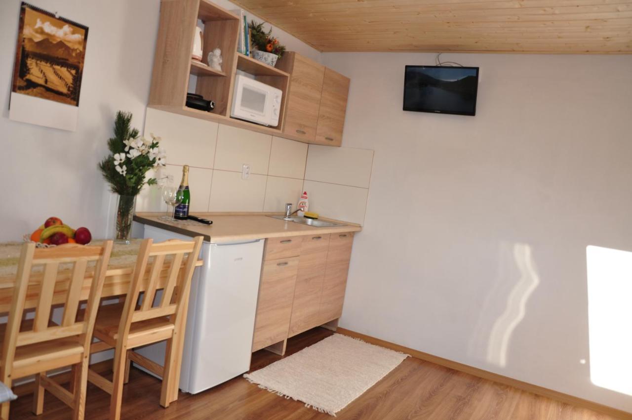 Forester Apartment Зуберец Екстериор снимка