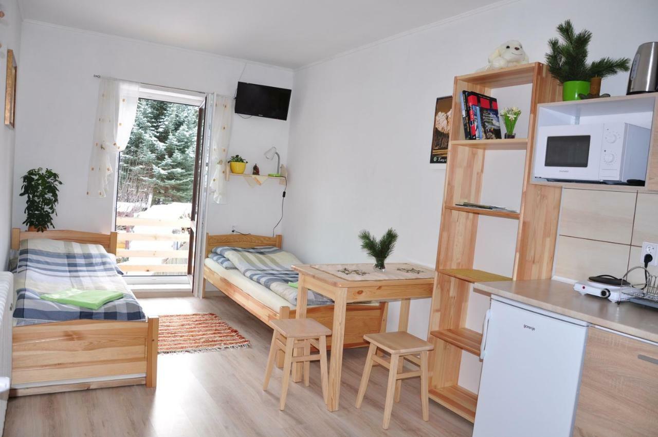 Forester Apartment Зуберец Екстериор снимка