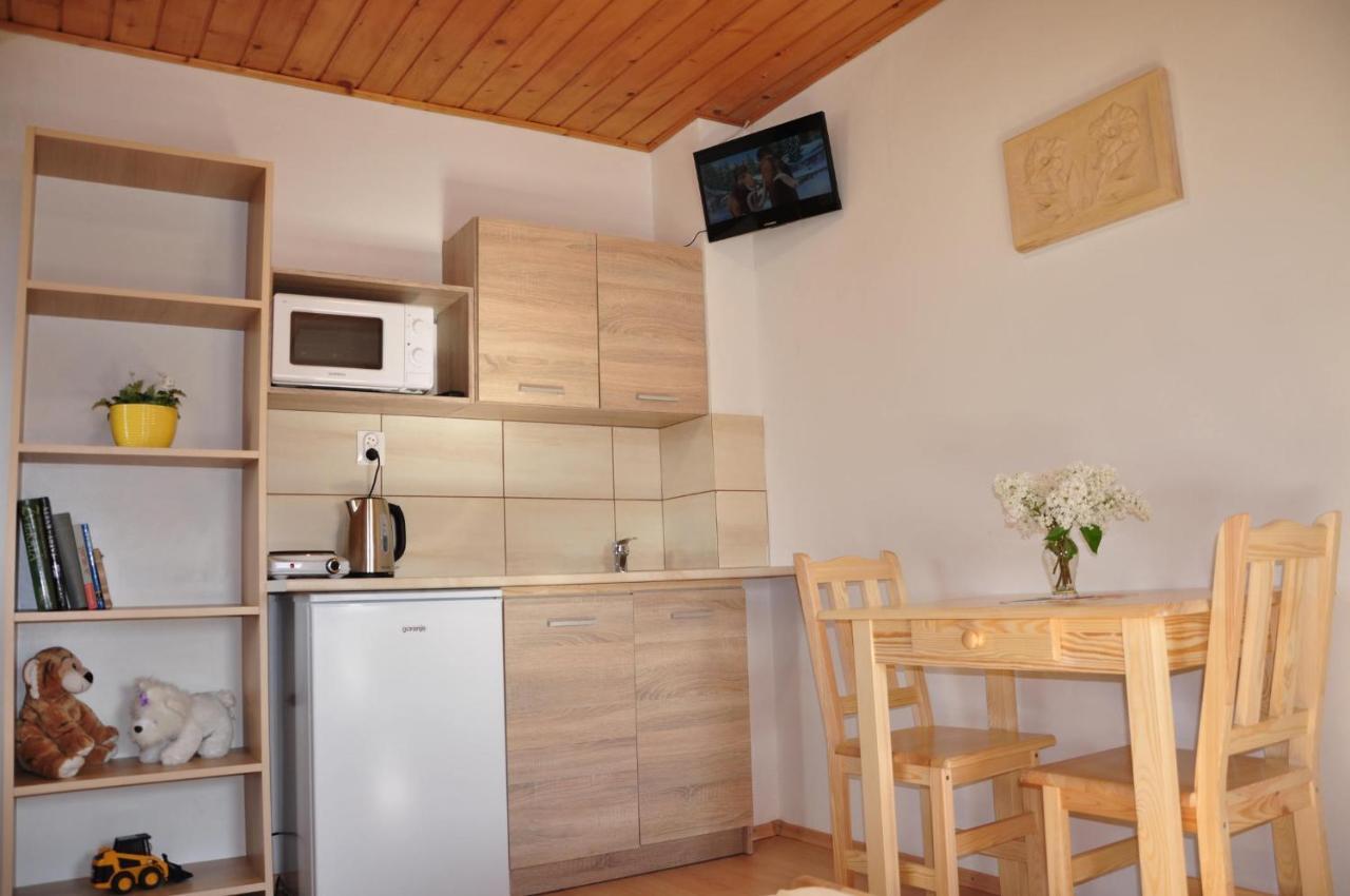 Forester Apartment Зуберец Екстериор снимка
