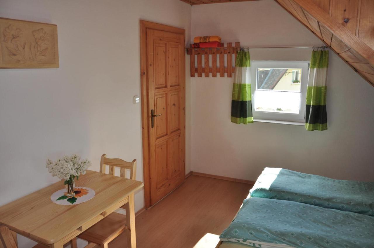 Forester Apartment Зуберец Екстериор снимка